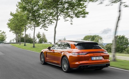 2021 Porsche Panamera Turbo S Sport Turismo (Color: Papaya Metallic) Rear Three-Quarter Wallpapers 450x275 (33)