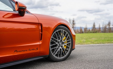 2021 Porsche Panamera Turbo S Sport Turismo (Color: Papaya Metallic) Wheel Wallpapers 450x275 (54)