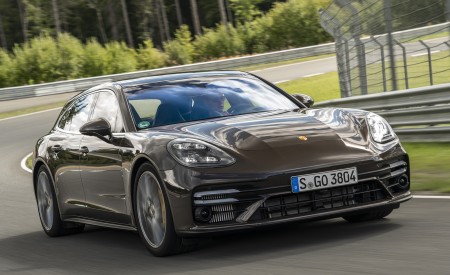 2021 Porsche Panamera Turbo S Sport Turismo (Color: Truffle Brown Metallic) Front Three-Quarter Wallpapers  450x275 (80)