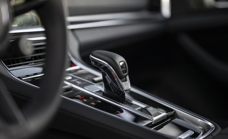 2021 Porsche Panamera Turbo S Sport Turismo (Color: Truffle Brown Metallic) Interior Detail Wallpapers 450x275 (110)