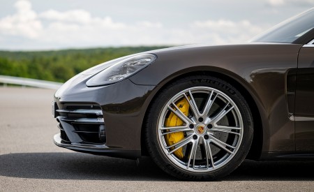 2021 Porsche Panamera Turbo S Sport Turismo (Color: Truffle Brown Metallic) Wheel Wallpapers 450x275 (101)