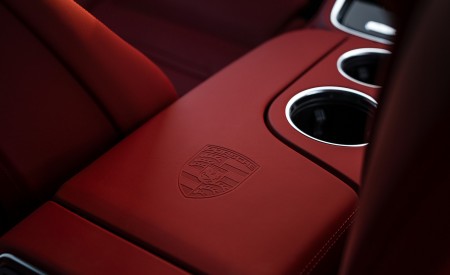 2021 Porsche Panamera Turbo S Sport Turismo (US-Spec; Color: GT Silver Metallic) Interior Detail Wallpapers 450x275 (26)