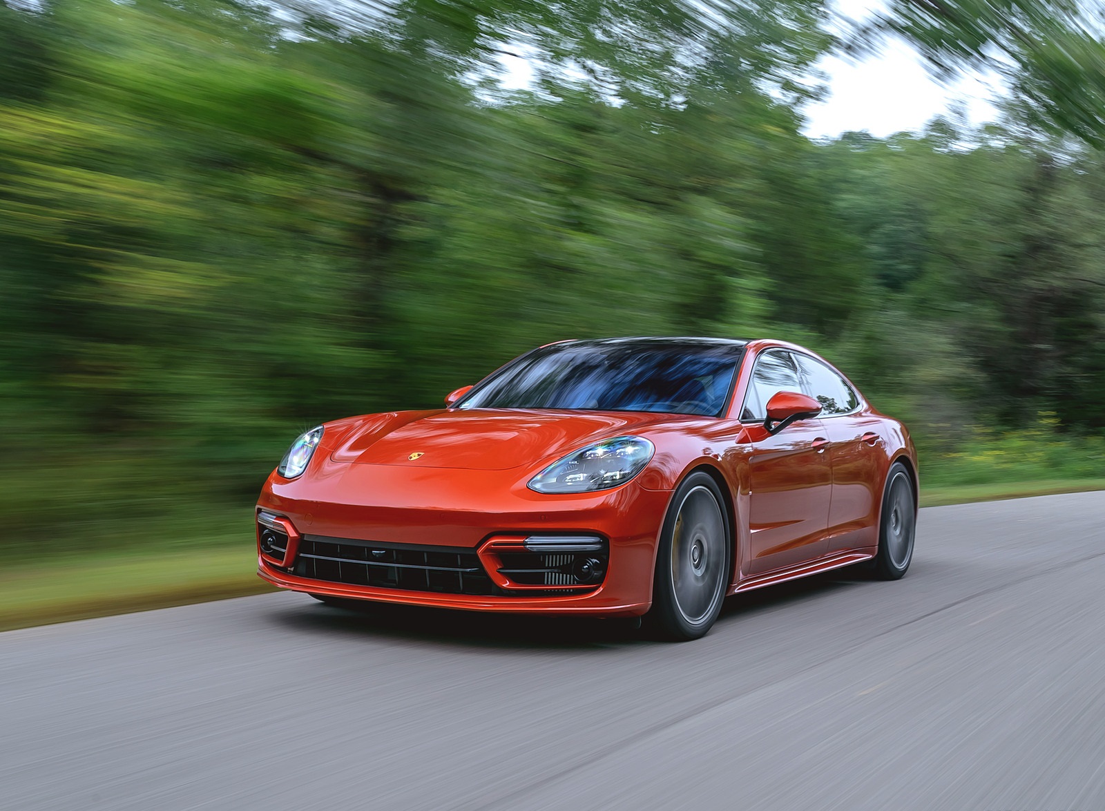 2021 Porsche Panamera Turbo S (US-Spec; Color: Papaya Metallic) Front Three-Quarter Wallpapers #105 of 137