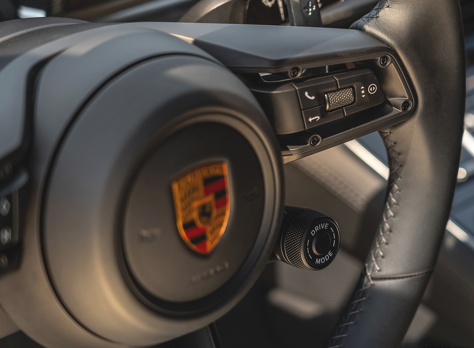 2021 Porsche Panamera Turbo S (US-Spec; Color: Papaya Metallic) Interior Steering Wheel Wallpapers #124 of 137