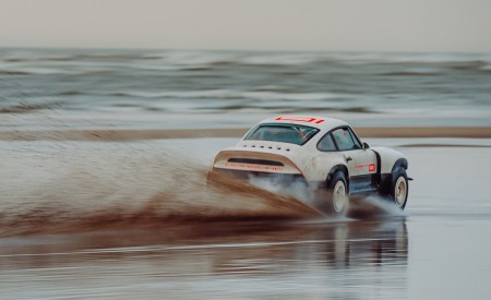 2021 Singer Porsche 911 All-terrain Competition Study Off-Road Wallpapers  450x275 (11)