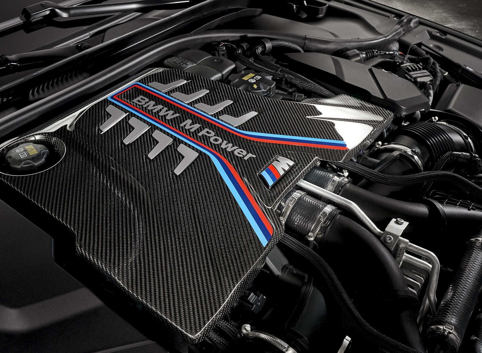 2022 BMW M5 CS Engine Wallpapers #105 of 155