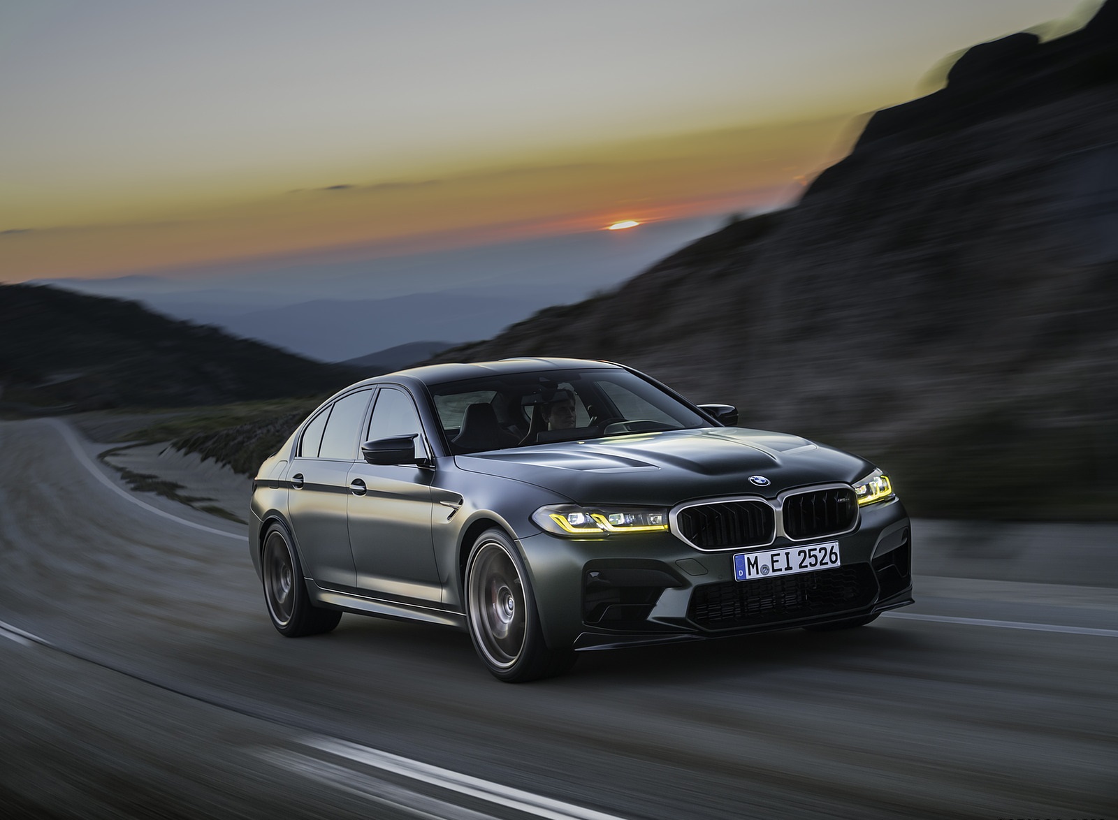 2022 BMW M5 CS Front Three-Quarter Wallpapers  #20 of 155