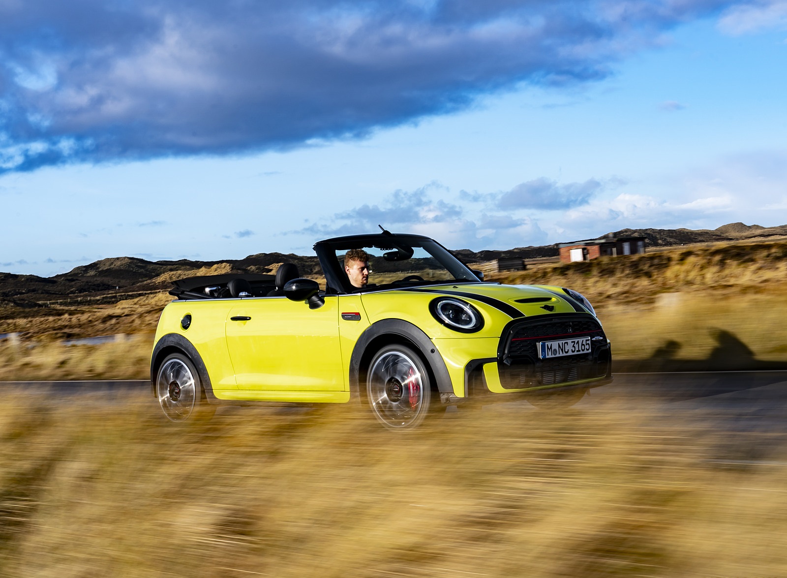 2022 Mini Cooper S Convertible Front Three-Quarter Wallpapers (7)