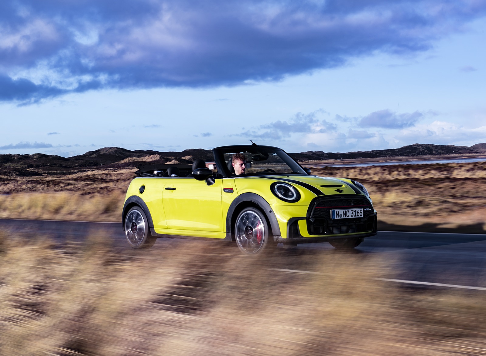 2022 Mini Cooper S Convertible Front Three-Quarter Wallpapers  #15 of 131