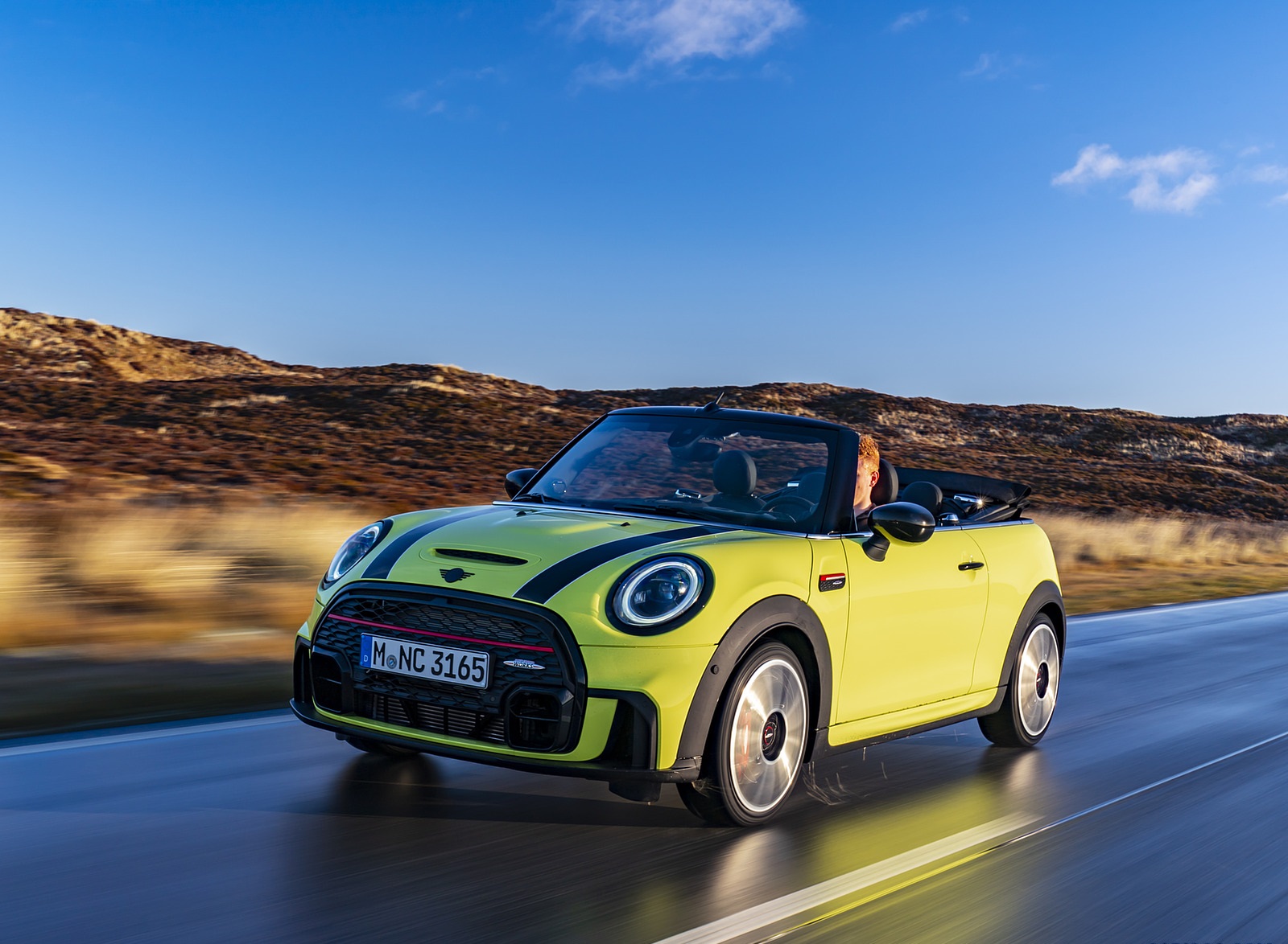 2022 Mini Cooper S Convertible Front Three-Quarter Wallpapers #5 of 131