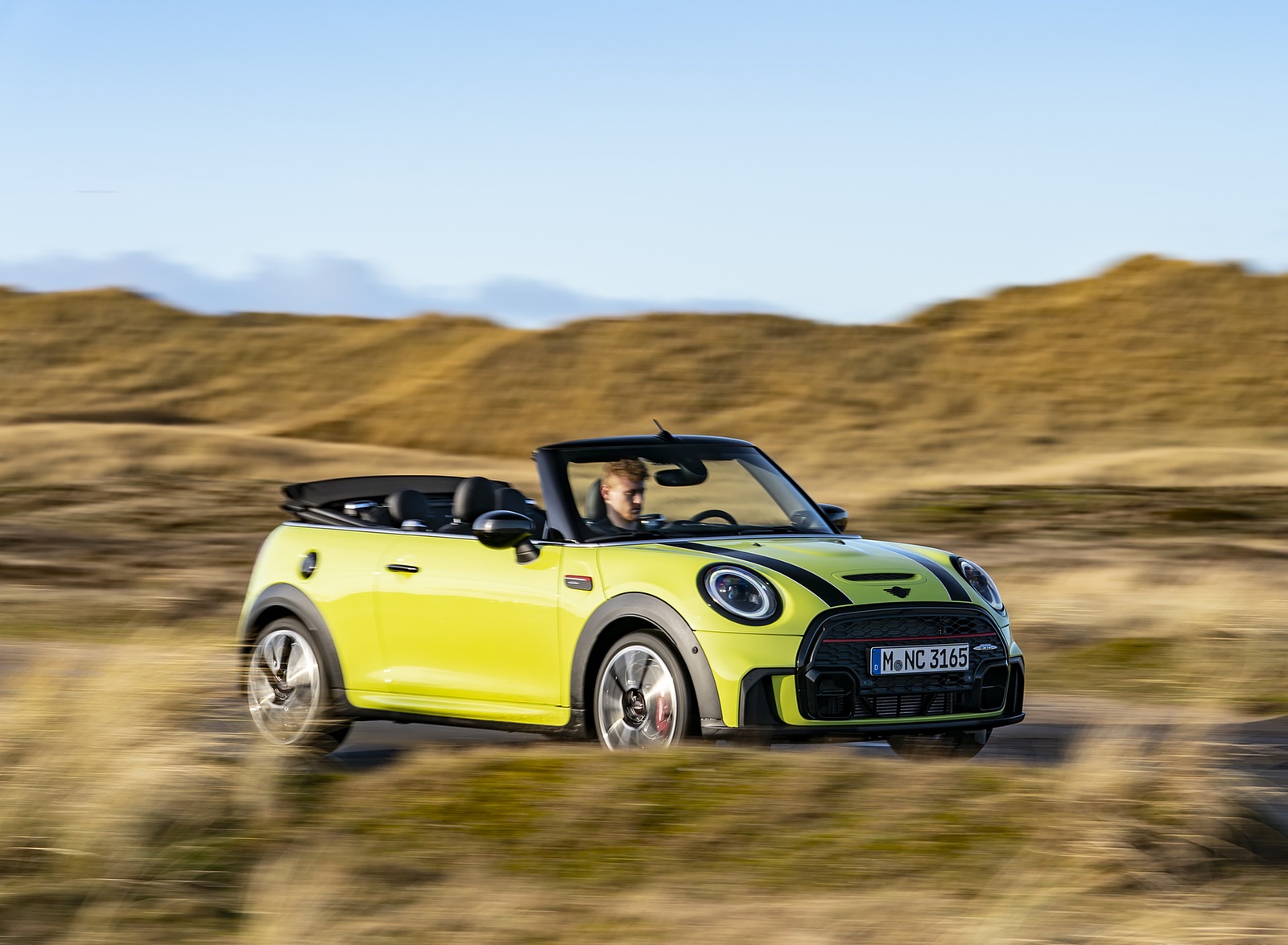 2022 Mini Cooper S Convertible Front Three-Quarter Wallpapers #37 of 131