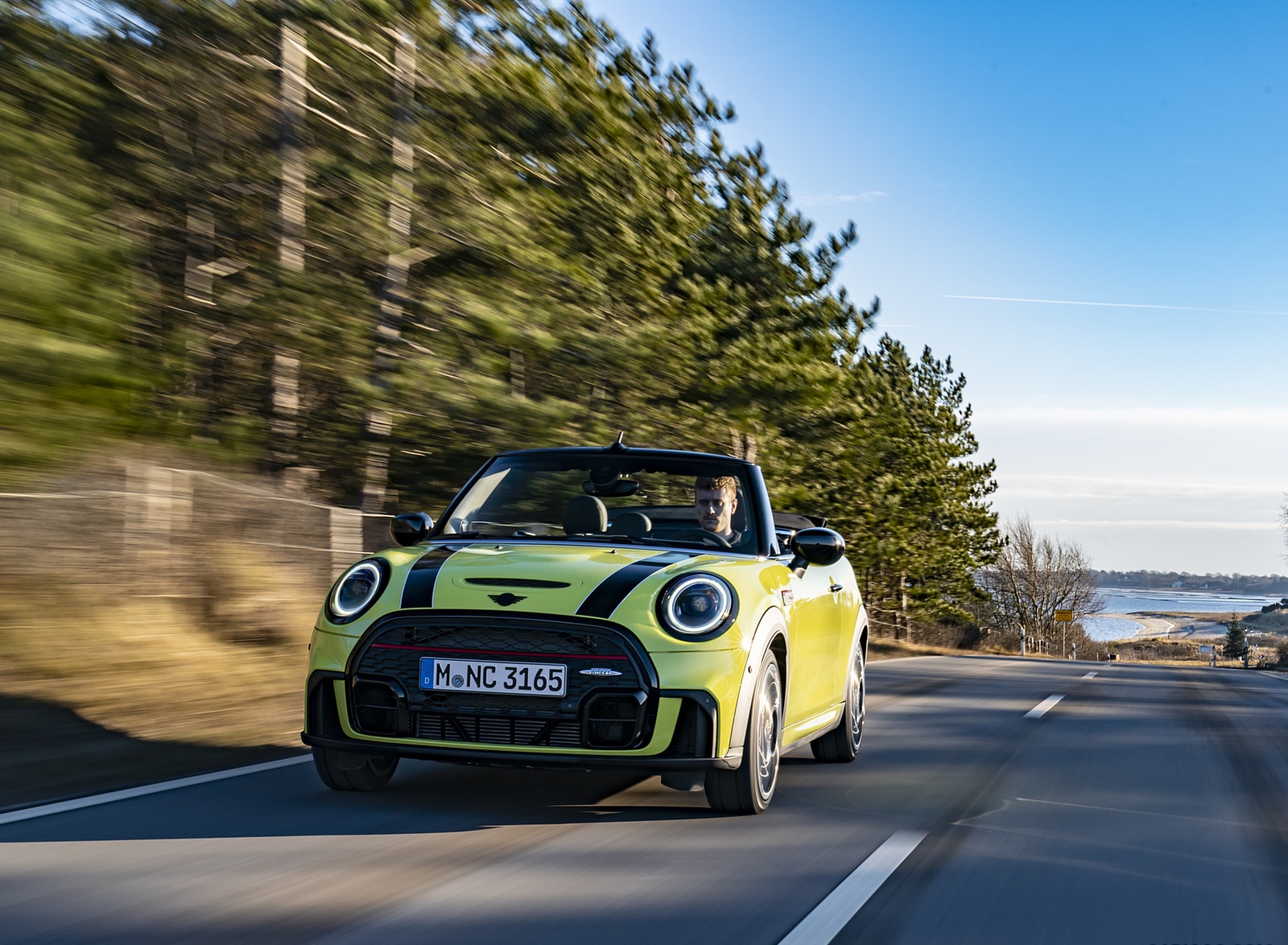 2022 Mini Cooper S Convertible Front Wallpapers (1)