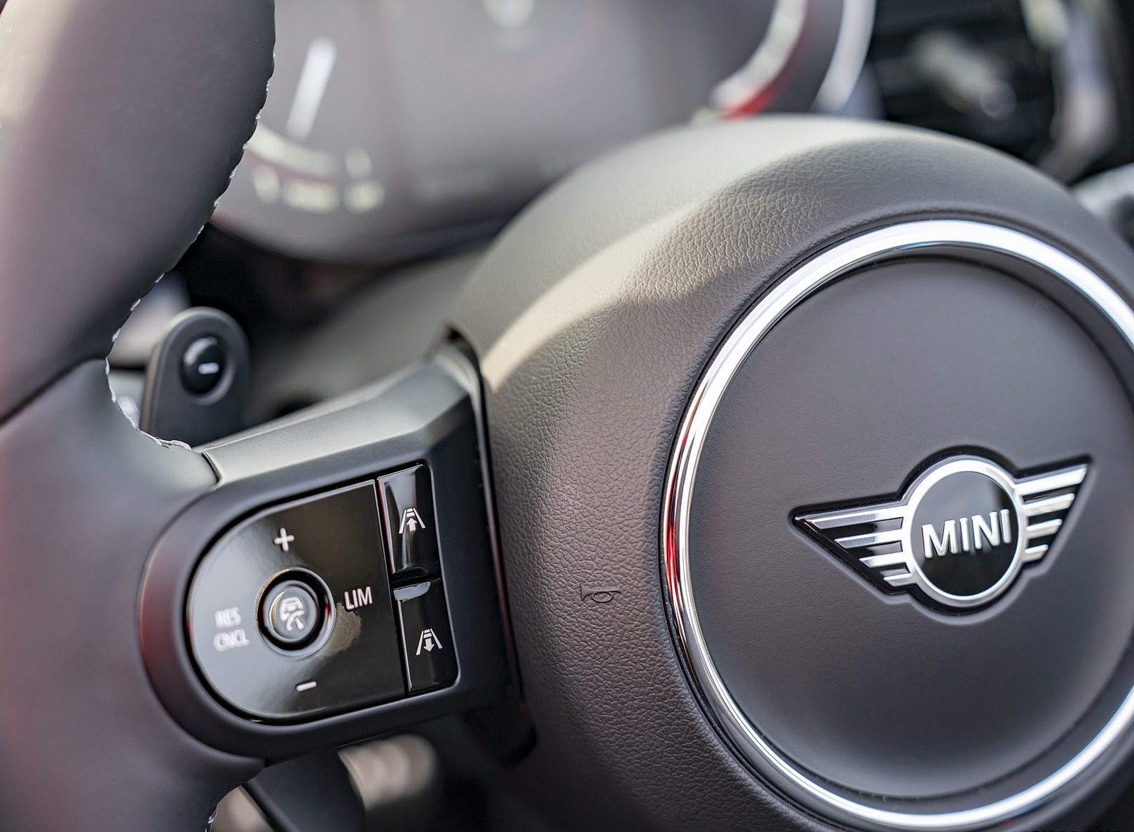 2022 Mini Cooper S Convertible Interior Steering Wheel Wallpapers  #63 of 131