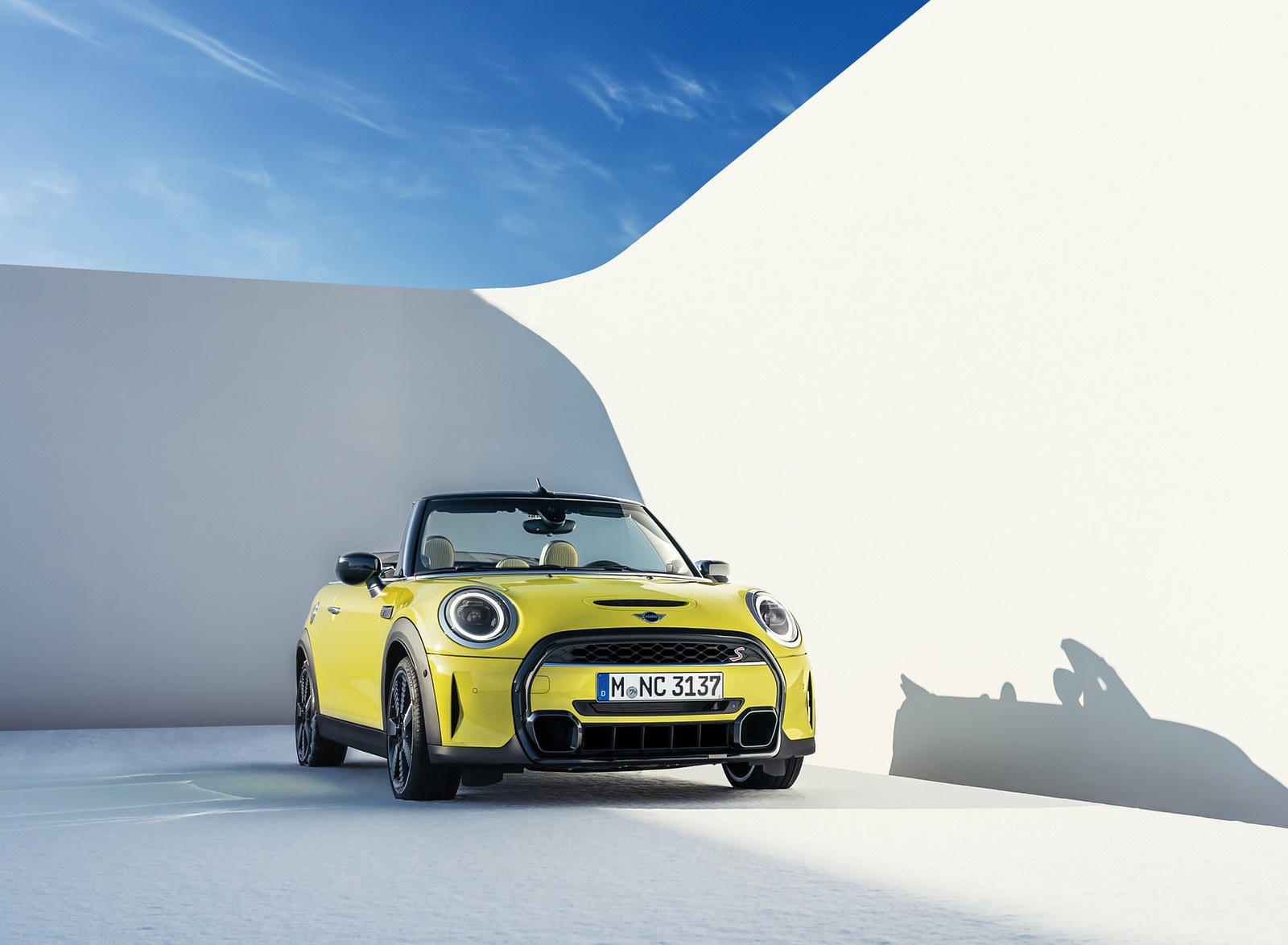 2022 MINI Cooper S Convertible Front Wallpapers  #74 of 131
