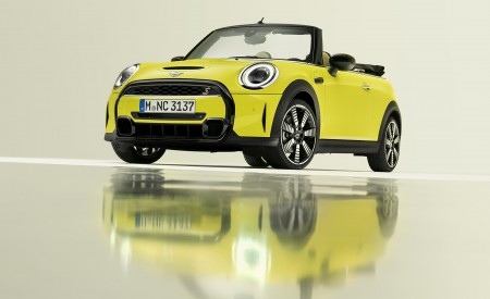 2022 MINI Cooper S Convertible Front Wallpapers 450x275 (75)