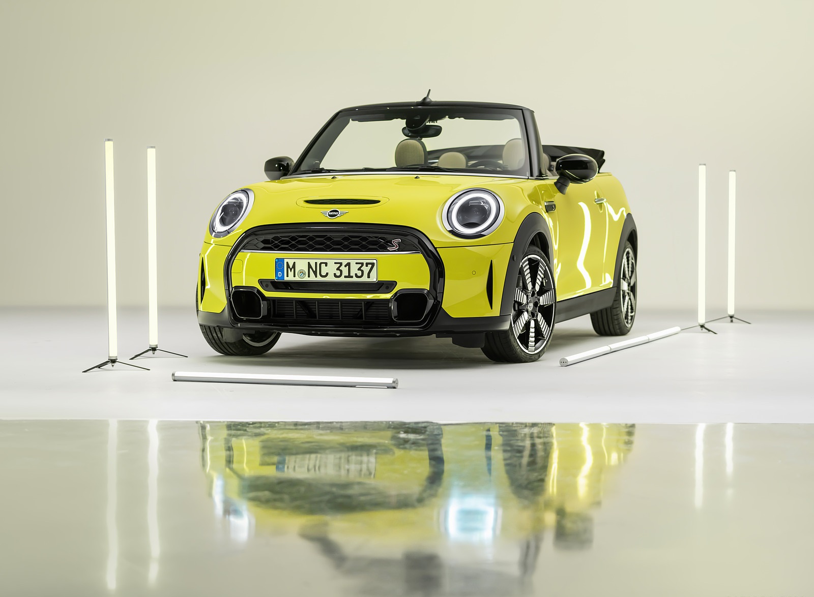 2022 MINI Cooper S Convertible Front Wallpapers  #77 of 131