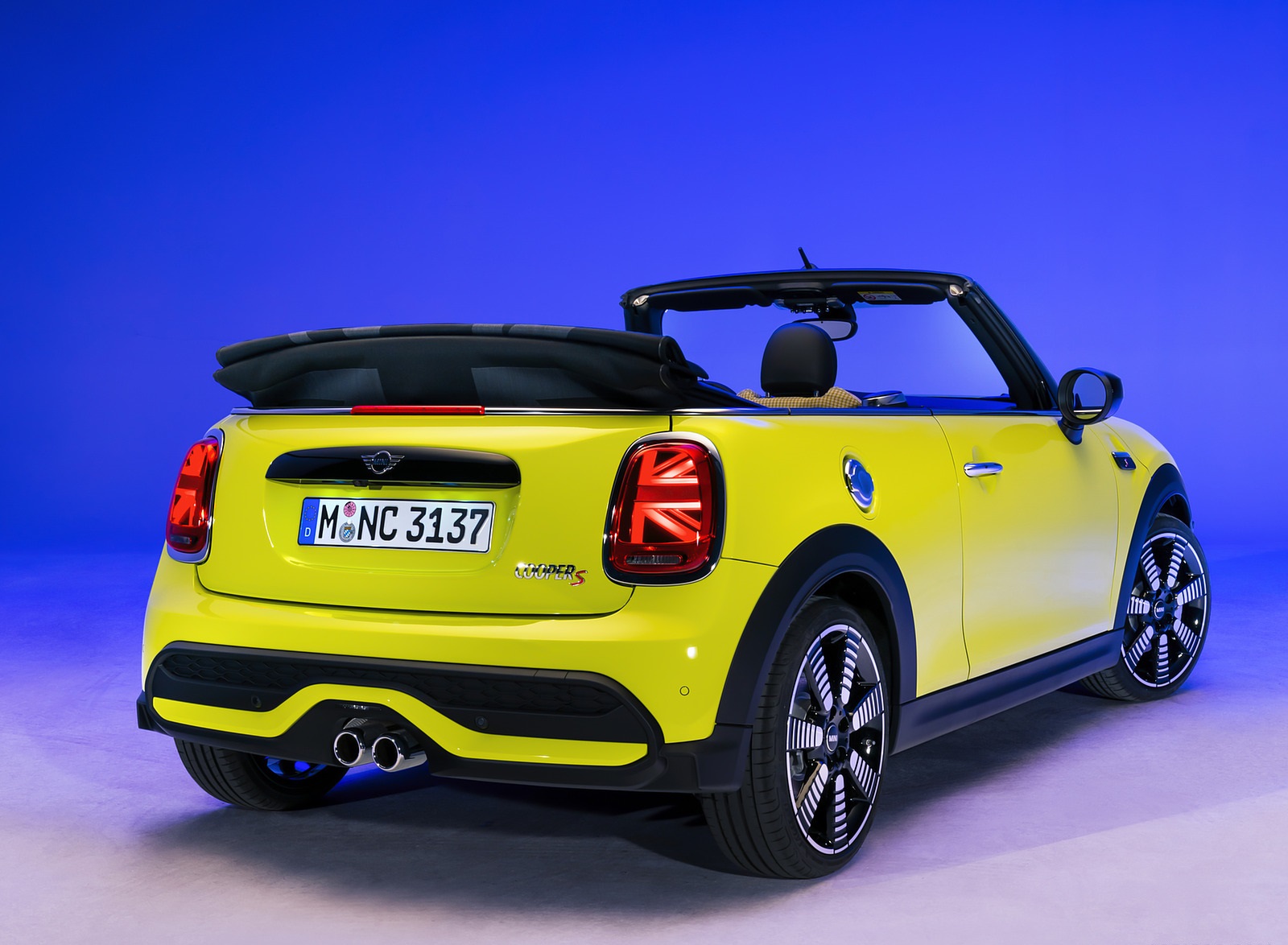 2022 MINI Cooper S Convertible Rear Three-Quarter Wallpapers #83 of 131