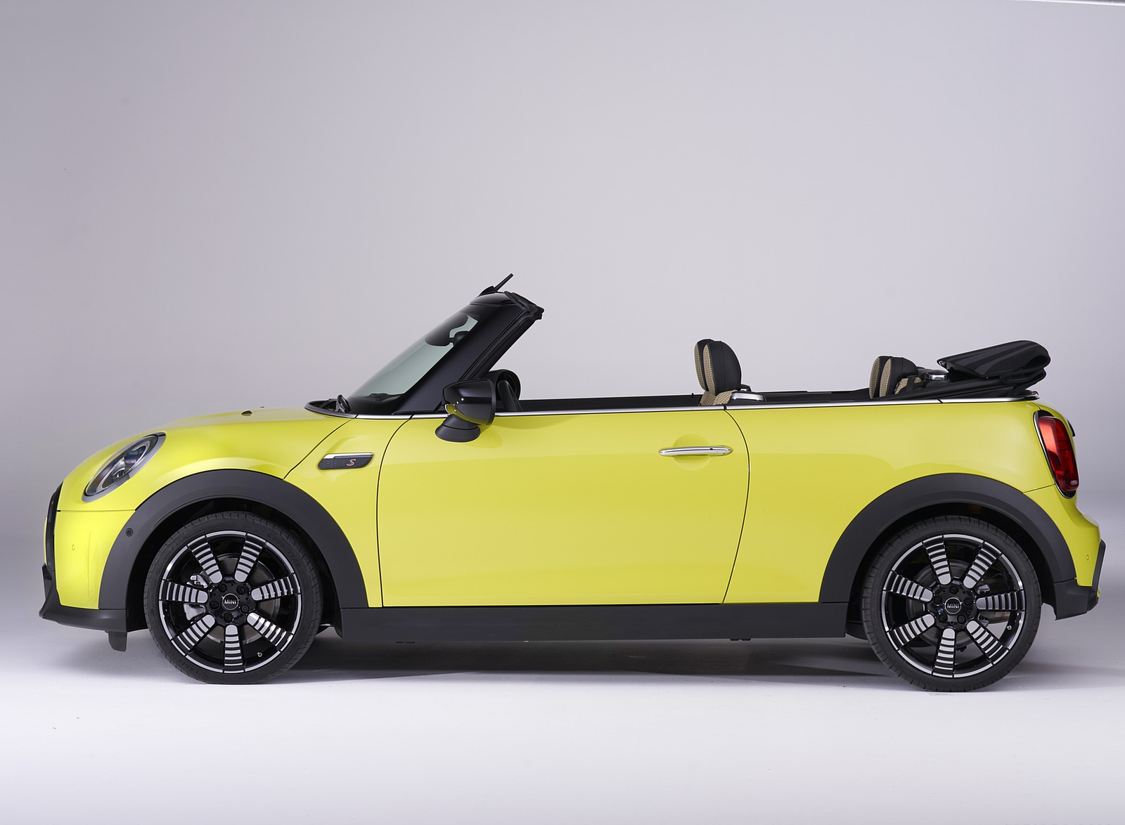 2022 MINI Cooper S Convertible Side Wallpapers  #95 of 131