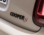 2022 MINI Cooper S Hardtop 2 Door Badge Wallpapers 150x120 (44)