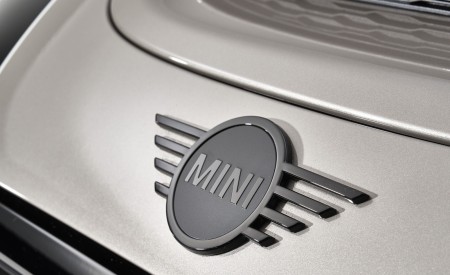 2022 MINI Cooper S Hardtop 2 Door Badge Wallpapers 450x275 (12)