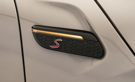 2022 MINI Cooper S Hardtop 2 Door Badge Wallpapers 450x275 (41)