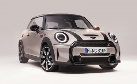 2022 MINI Cooper S Hardtop 2 Door Front Three-Quarter Wallpapers 450x275 (1)