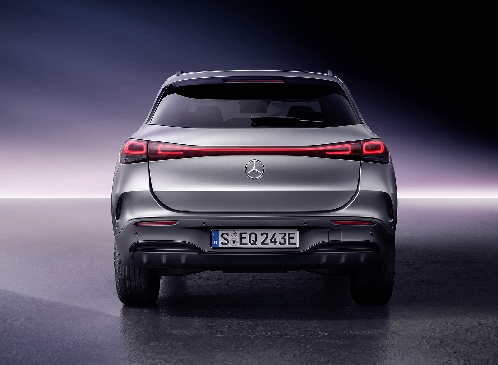 2022 Mercedes-Benz EQA AMG Line (Color: Mountain Grey Magno) Rear Wallpapers #50 of 91