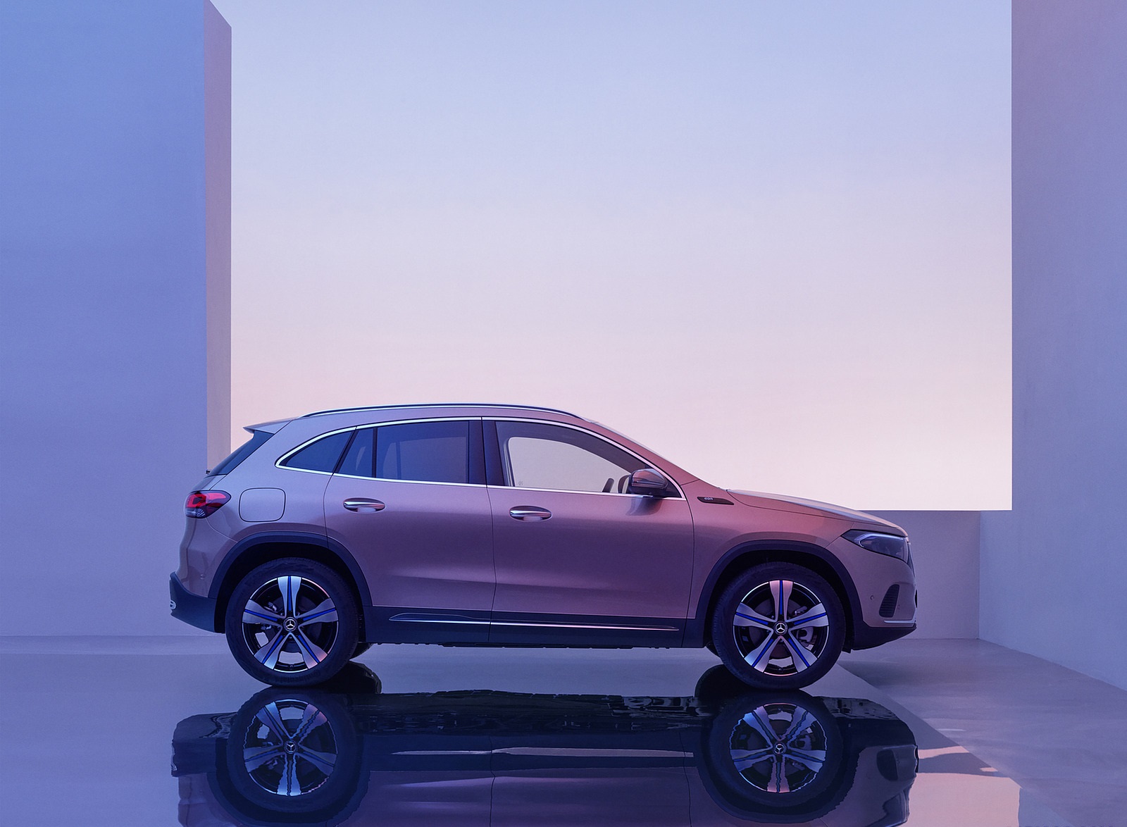 Mercedes Benz EQA