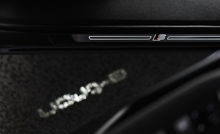 2021 Audi e-tron S Sportback (UK-Spec) Door Sill Wallpapers 450x275 (89)