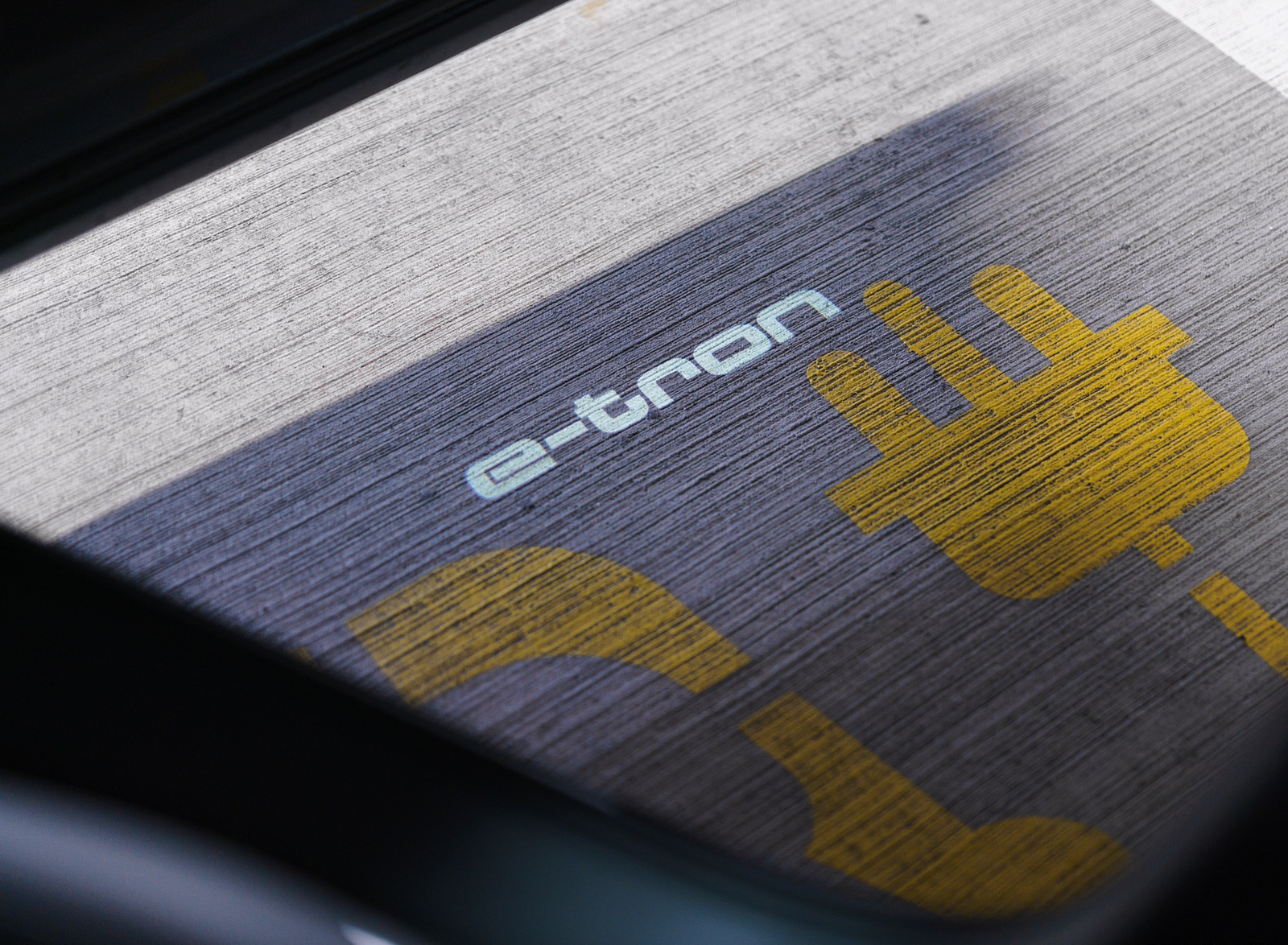 2021 Audi e-tron S Sportback (UK-Spec) Ground Projection Wallpapers  #87 of 119