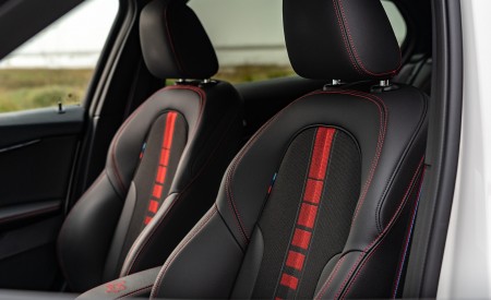 2021 BMW 128ti (UK-Spec) Interior Front Seats Wallpapers 450x275 (45)