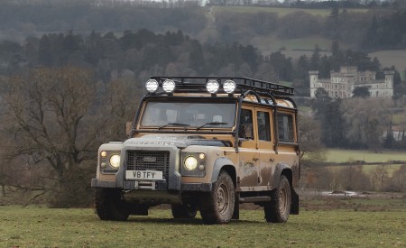 2021 Land Rover Defender Works V8 Trophy Front Three-Quarter Wallpapers 450x275 (25)