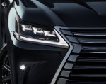 2021 Lexus LX 570 Headlight Wallpapers 150x120 (4)