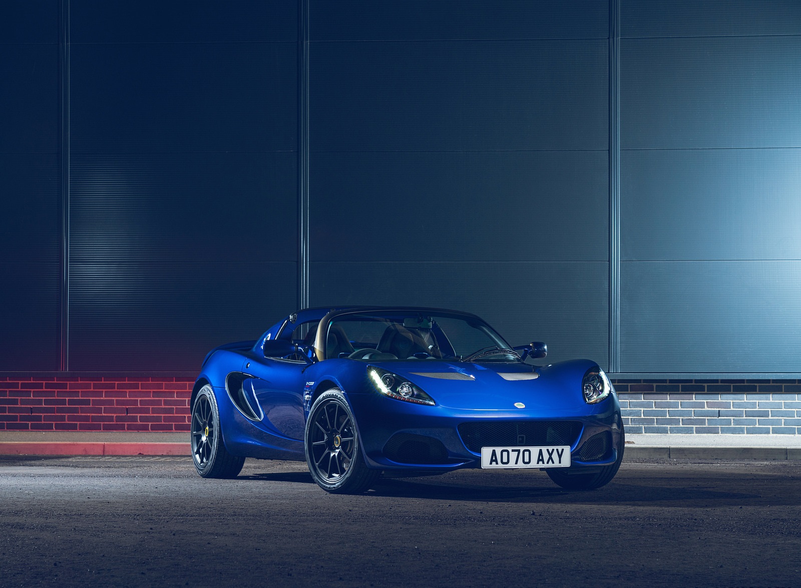 2021 Lotus Elise Sport 240 Final Edition Front Three-Quarter Wallpapers #22 of 46