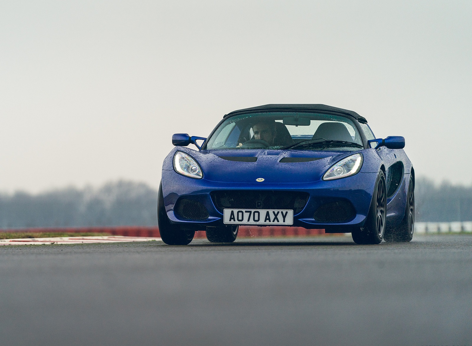 2021 Lotus Elise Sport 240 Final Edition Front Wallpapers #11 of 46