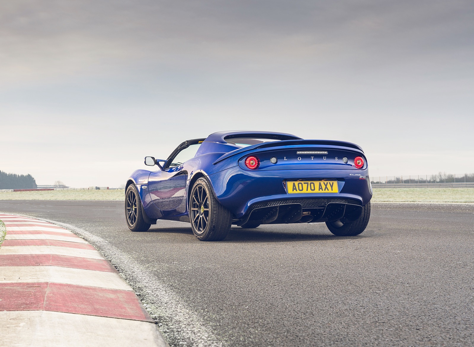 2021 Lotus Elise Sport 240 Final Edition Rear Three-Quarter Wallpapers  #19 of 46