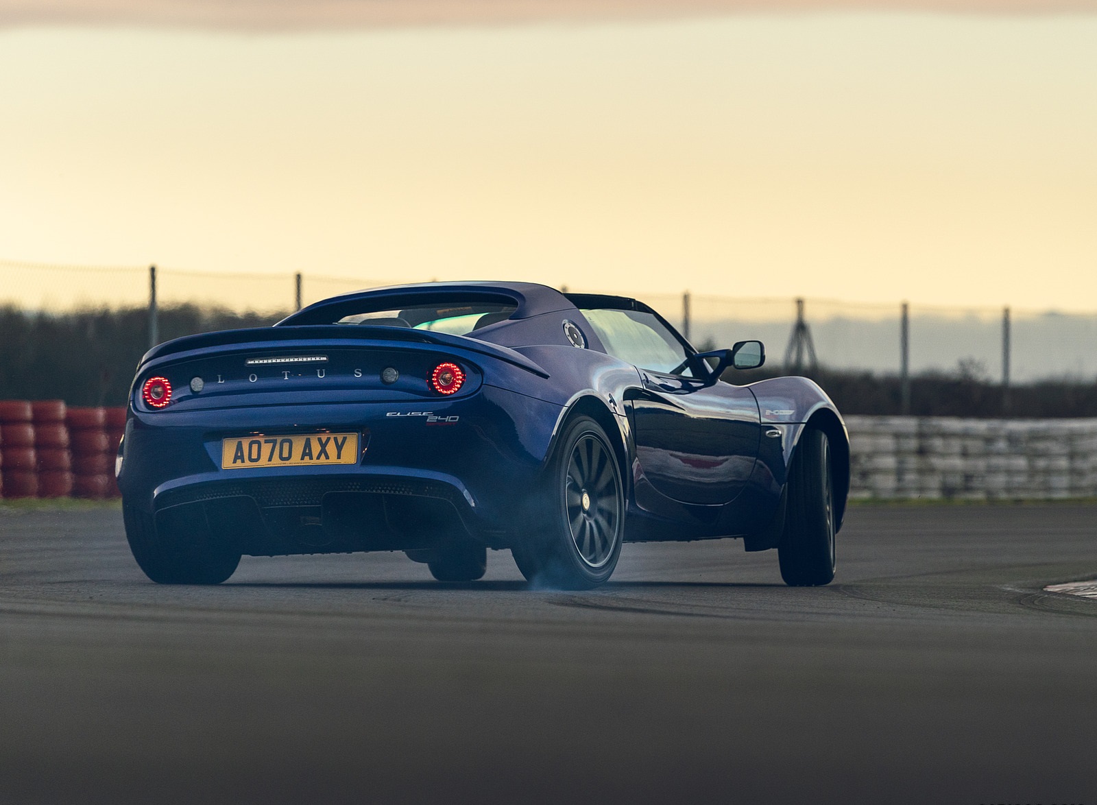 2021 Lotus Elise Sport 240 Final Edition Rear Three-Quarter Wallpapers #6 of 46