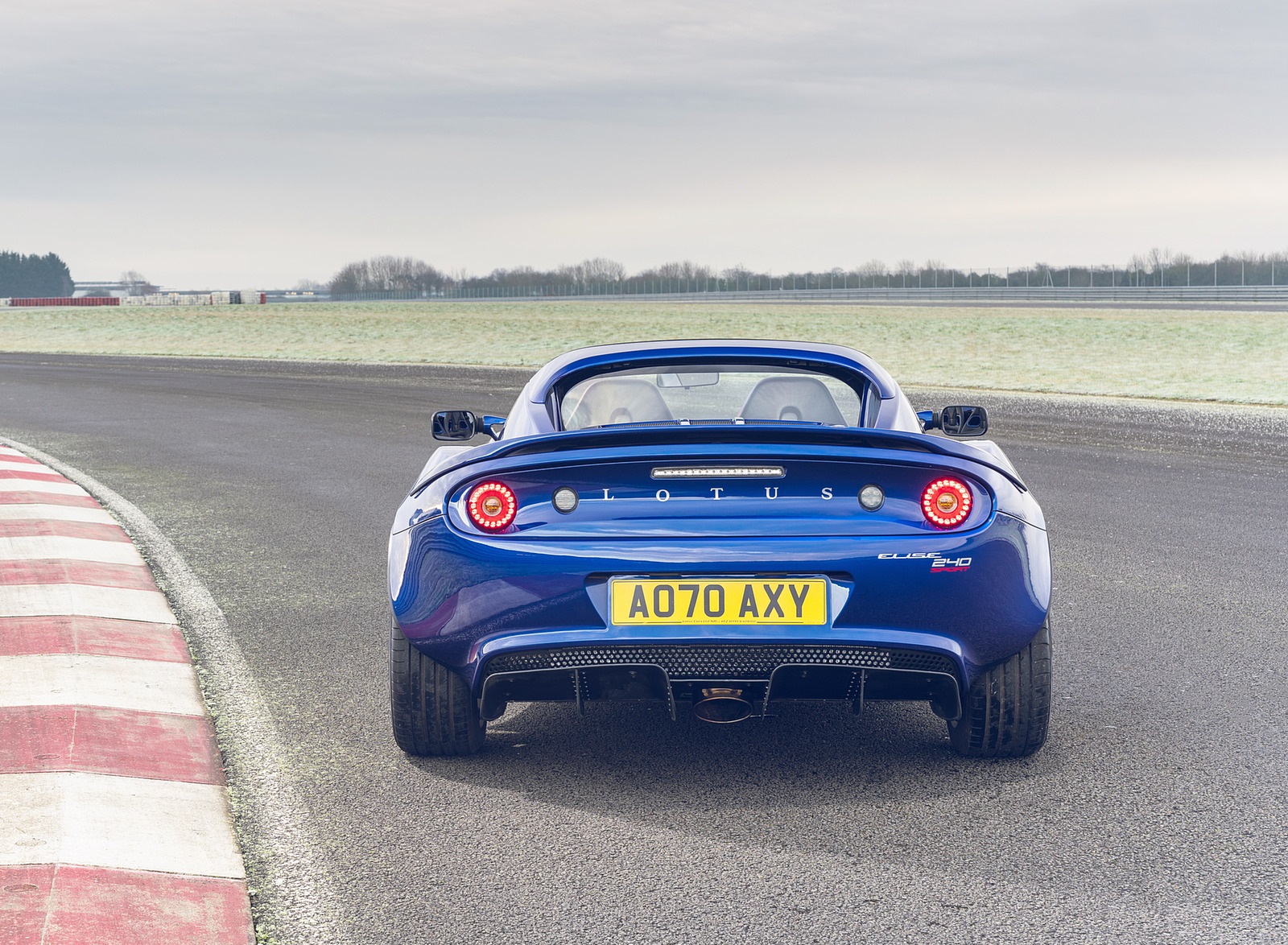 2021 Lotus Elise Sport 240 Final Edition Rear Wallpapers #21 of 46