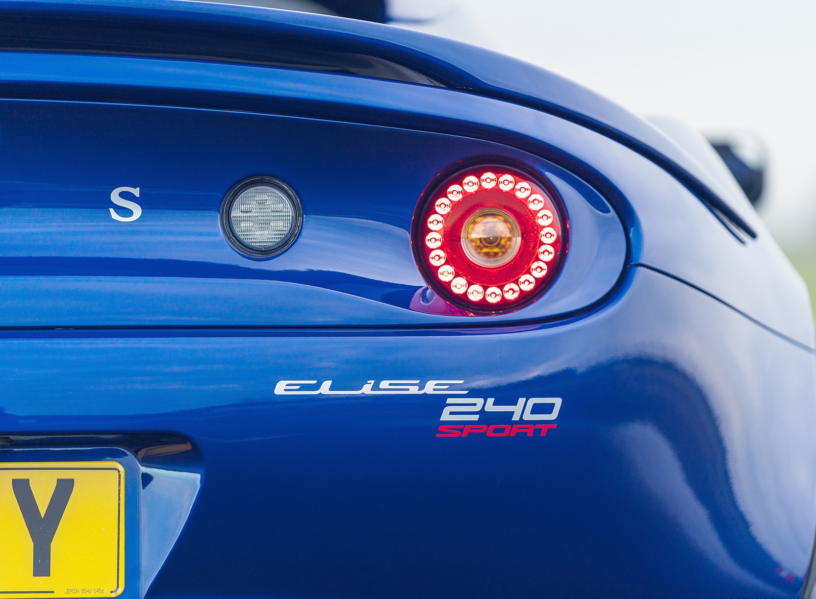 2021 Lotus Elise Sport 240 Final Edition Tail Light Wallpapers  #29 of 46