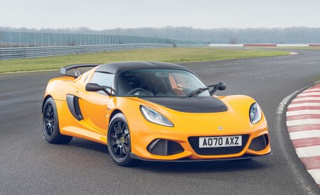 2021 Lotus Exige Sport 390 Final Edition Front Three-Quarter Wallpapers 450x275 (18)