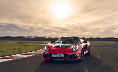 2021 Lotus Exige Sport 420 Final Edition Front Three-Quarter Wallpapers 450x275 (3)