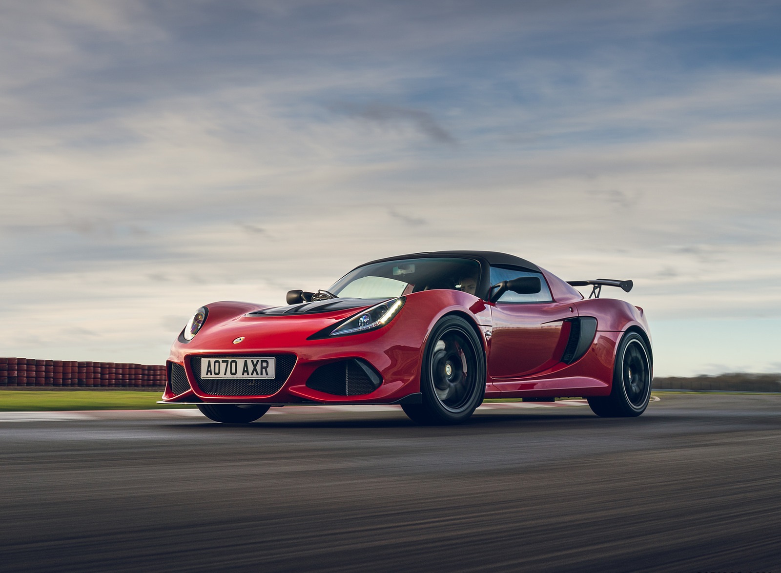 2021 Lotus Exige Sport 420 Final Edition Front Three-Quarter Wallpapers (2)