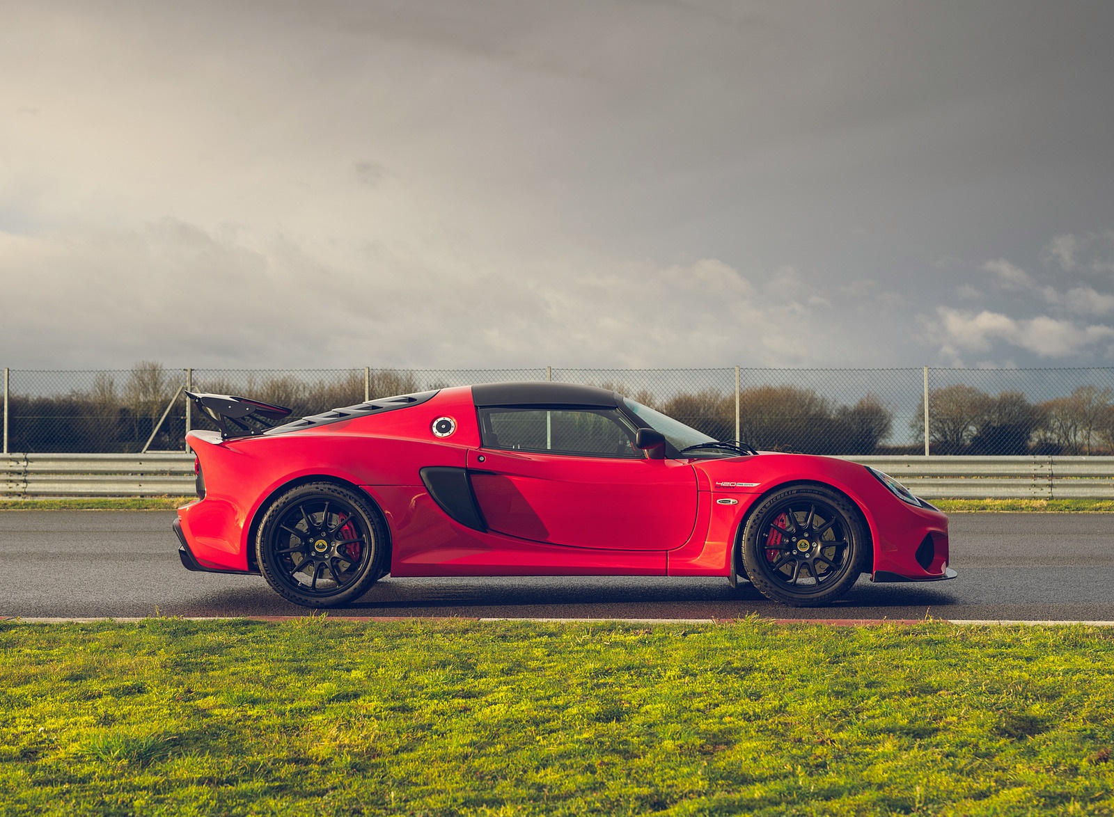2021 Lotus Exige Sport 420 Final Edition Side Wallpapers #24 of 47