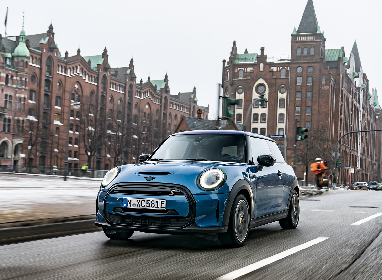 2021 MINI Cooper SE Electric Front Wallpapers #1 of 61