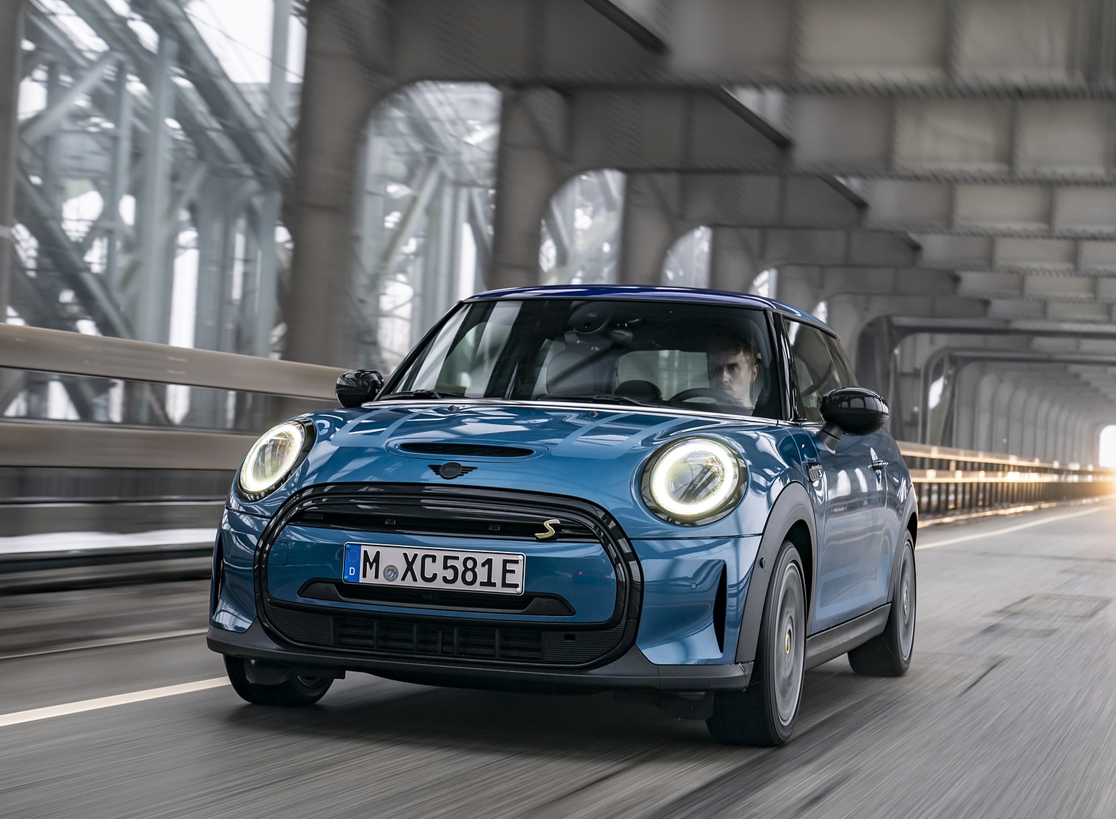 2021 MINI Cooper SE Electric Front Wallpapers  (3)