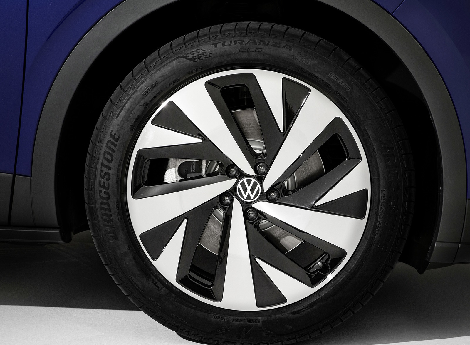 2021 Volkswagen ID.4 1ST Wheel Wallpapers #32 of 128