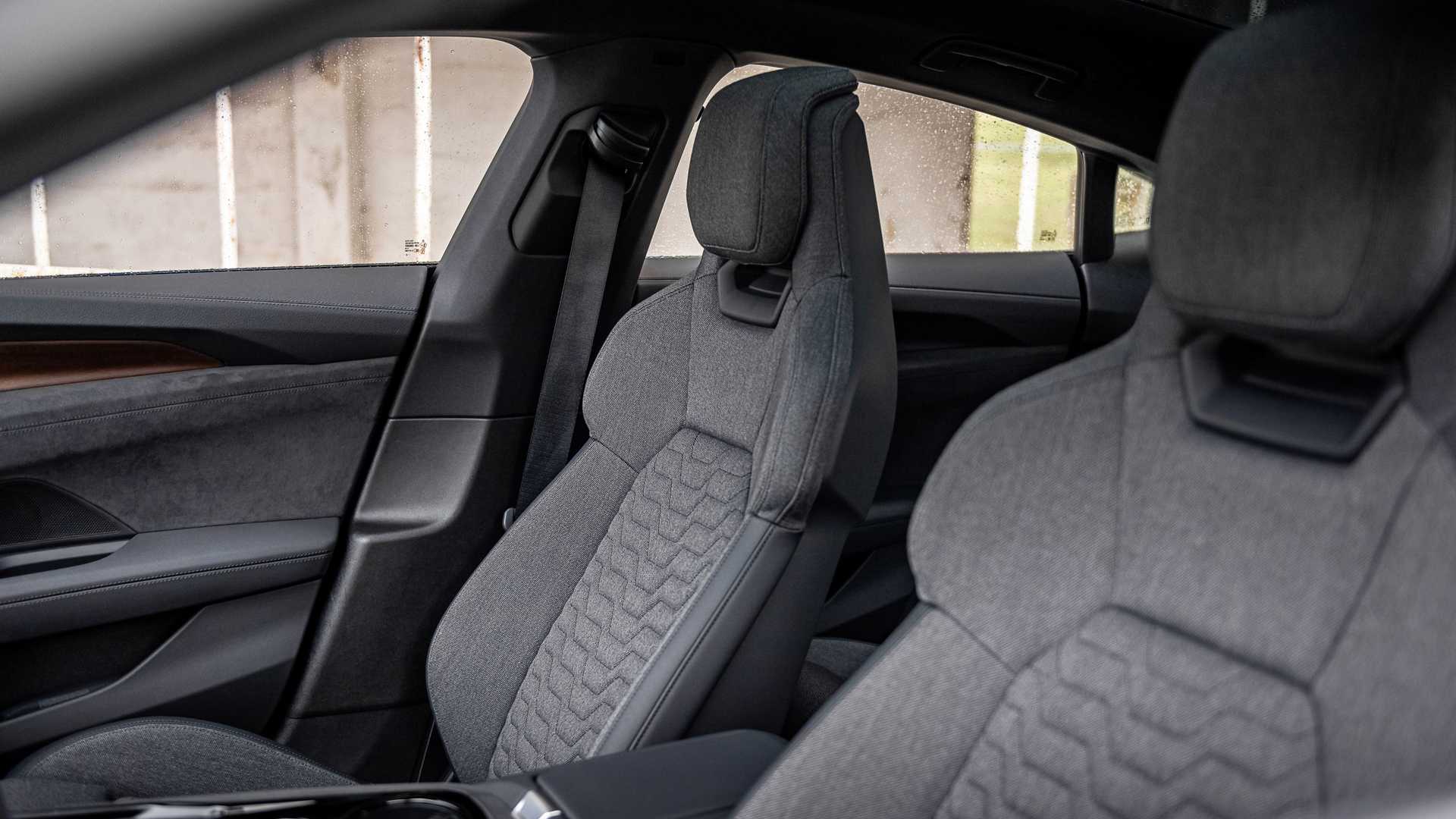 2022 Audi E-Tron GT Quattro Interior Front Seats Wallpapers #172 of 176