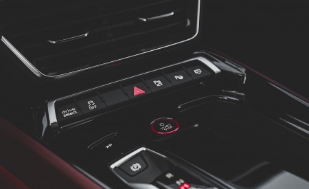 2022 Audi RS e-tron GT Central Console Wallpapers 450x275 (125)