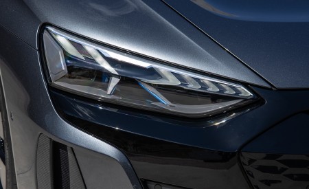 2022 Audi RS e-tron GT Headlight Wallpapers  450x275 (37)