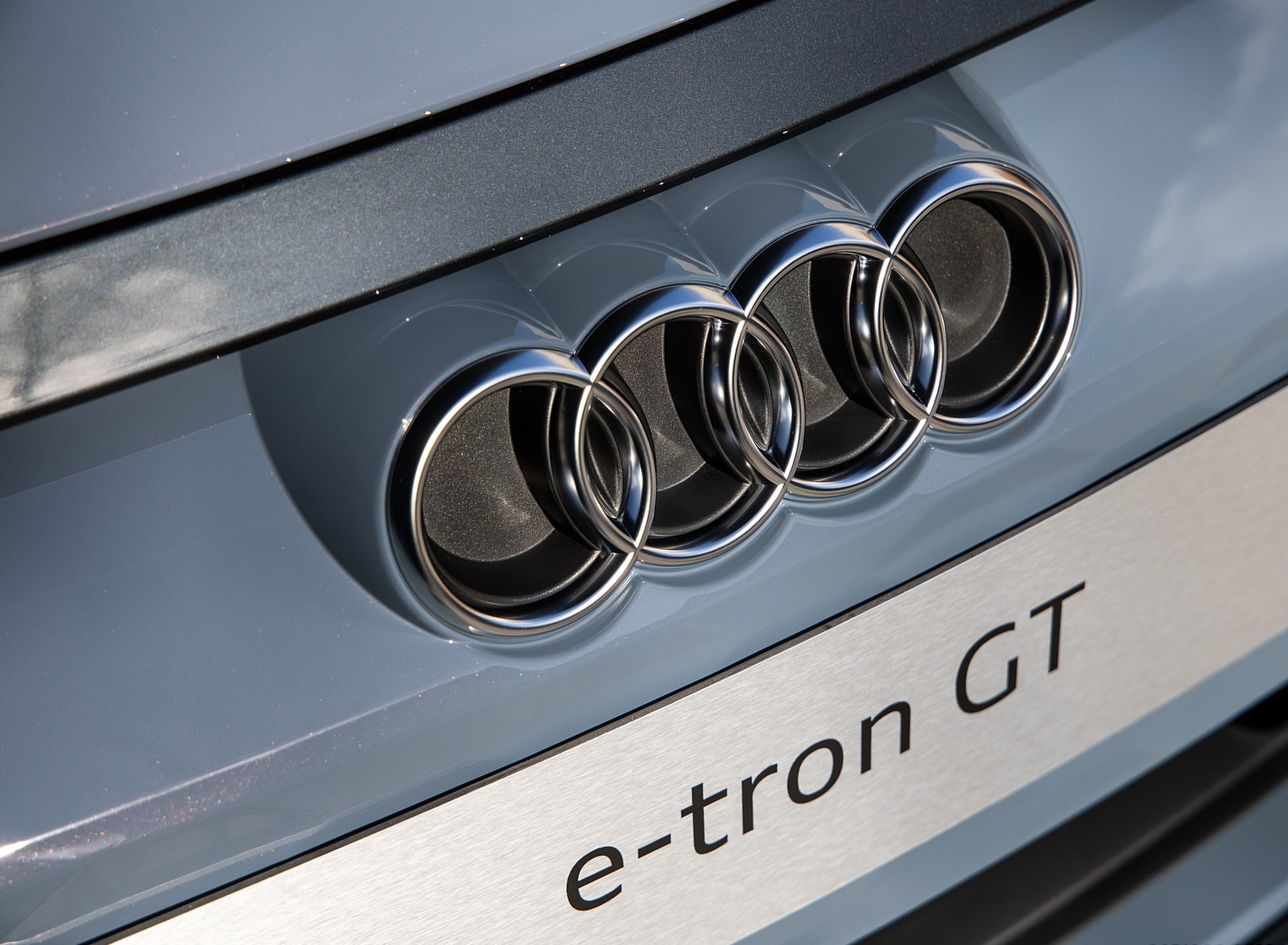 2022 Audi e-tron GT quattro Badge Wallpapers #19 of 176